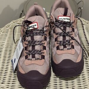 Hunter Women's Athletic Shoes in Pink and Purple